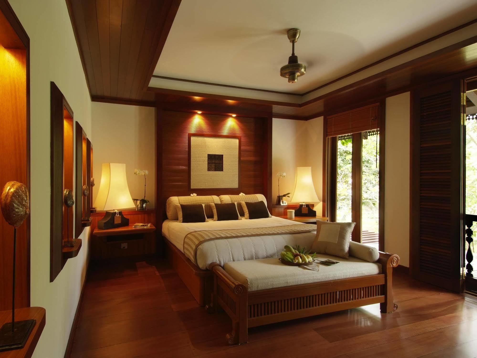 Tanjong Jara Resort, Terengganu - A Small Luxury Hotels Of The World Dungun Eksteriør bilde A bedroom at the resort